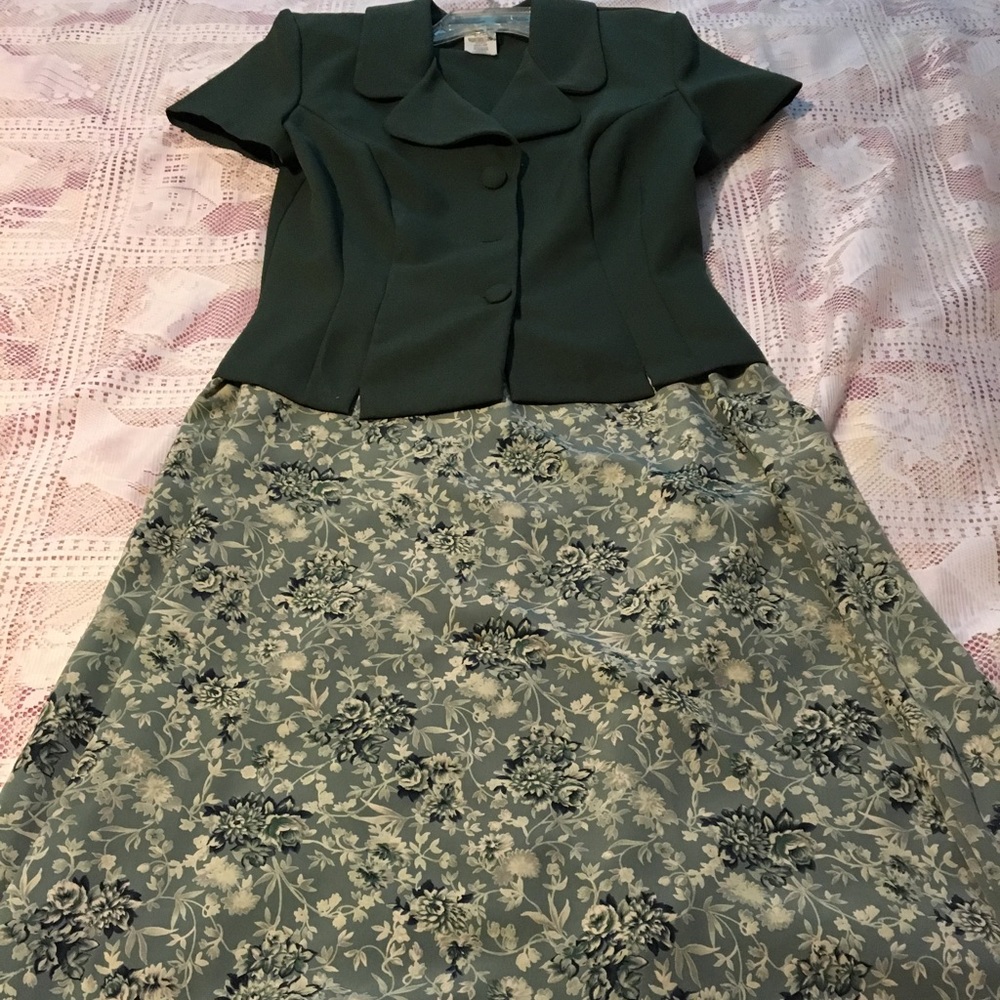 All That Jazz Short Sleeve Jacket & Skirt